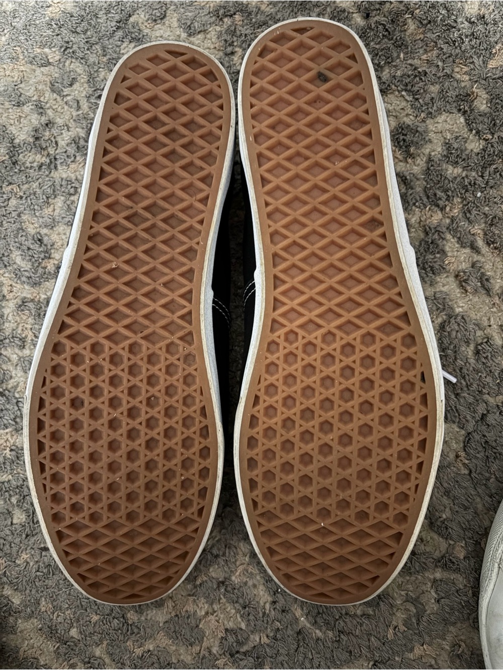 Vans Men’s Black Authentic Canvas Sneakers low pros - Picture 3 of 3